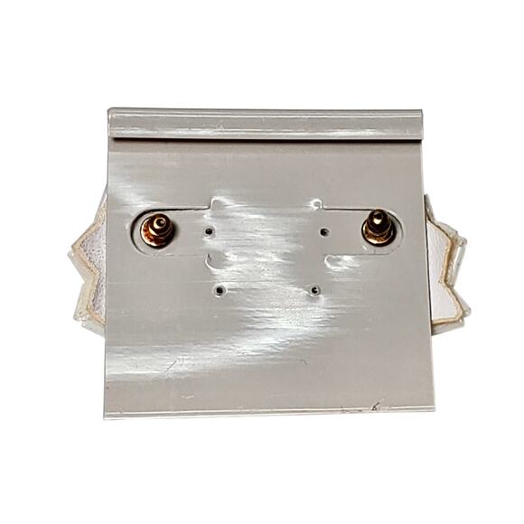 Flower Beaded Post Back Earrings 1" Round Floral White New - Picture 4 of 5